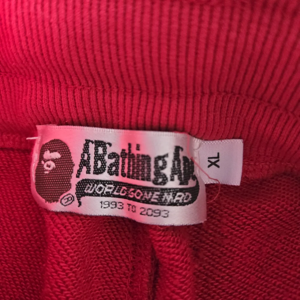 A BATHING APE Shorts - Picture 2 of 3